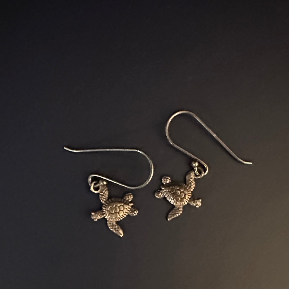 Sterling Silver Small Turtle Earrings